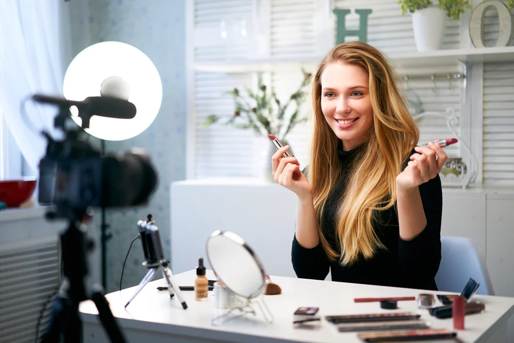 An influencer advertising a product that can be tracked for Affiliate marketing using the Awin platform. 
